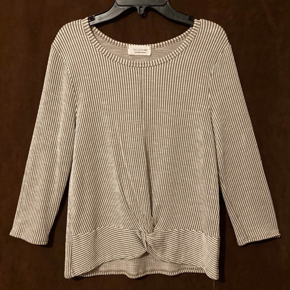 Exclusive One all cotton top size S